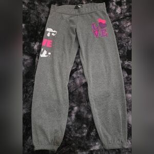 Thrill Womens Y2K "LOVE" Gray Joggers Size XL (Runs Small)